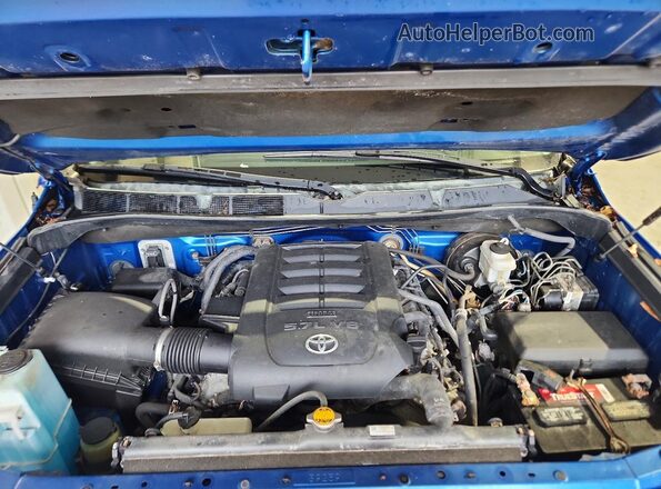 5TFUY5F19HX587485 2017 TOYOTA TUNDRA Blue უკანა სალონის ხედი