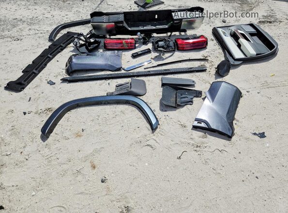 5TFVC5DB0RX078546 2024 TOYOTA TUNDRA Gray Widok komory silnika