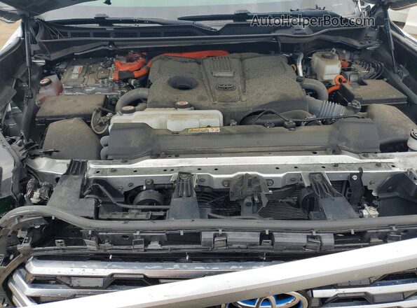 5TFVC5DBXRX080451 2024 TOYOTA TUNDRA Silver Вид задньої частини салону