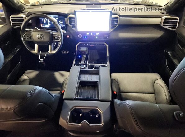 5TFWA5DB4SX318553 2025 TOYOTA TUNDRA Серый Вид панели приборов