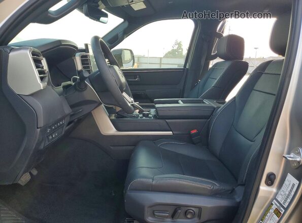 5TFWA5EC5TX054770 2026 TOYOTA TUNDRA Silver წინა სალონის ხედი