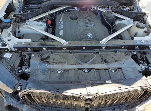 5UX13EU00S9Z86792 2025 BMW X5 Белый Вид подкапотного пространства