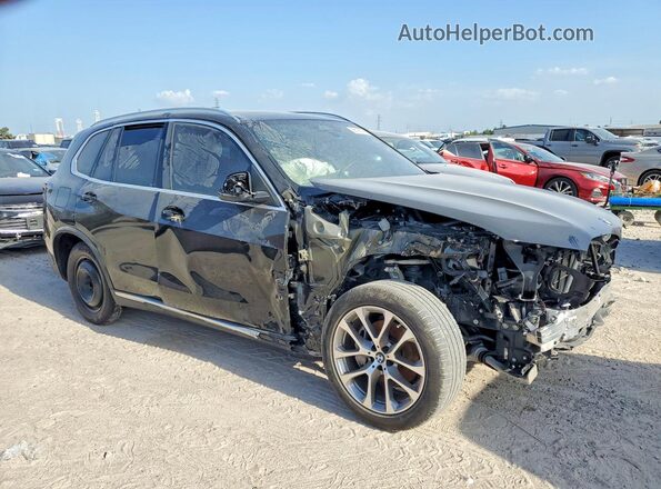 5UX13EU02S9W72707 2025 BMW X5 Black Przód prawy