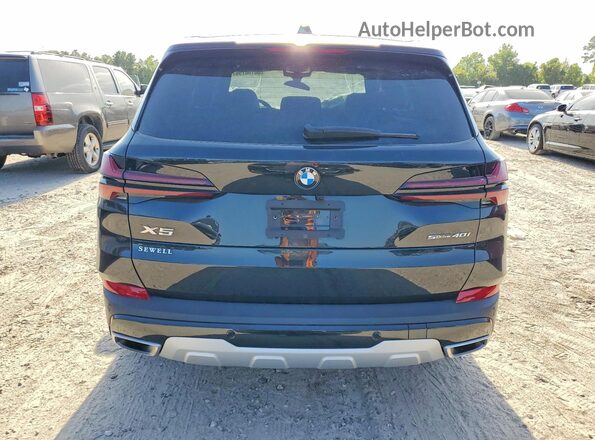 5UX13EU02S9W72707 2025 BMW X5 Black Widok z tyłu