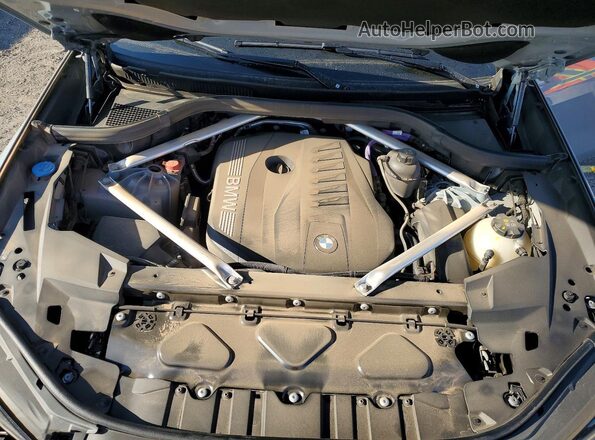 5UX13EU02T9306005 2026 BMW X5 Серый Вид подкапотного пространства