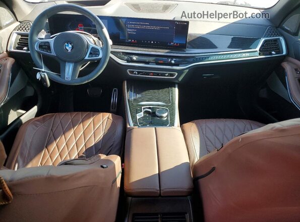 5UX13EU02T9306005 2026 BMW X5 Серый Вид панели приборов