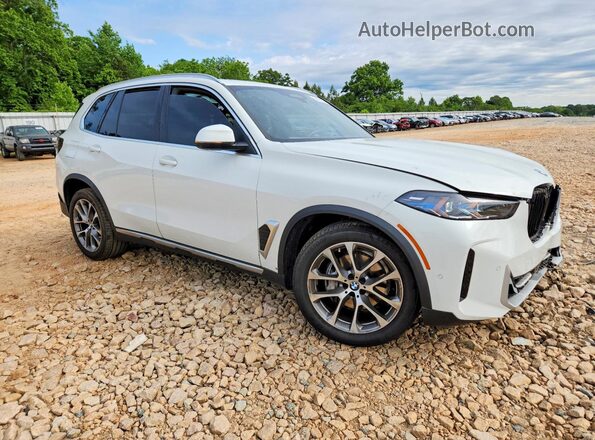 5UX13EU0XT9165040 2026 BMW X5 White Передня права чверть
