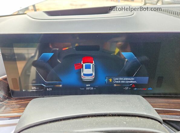 5UX13EU0XT9165040 2026 BMW X5 White Вид щитка приладів