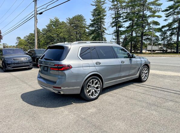 5UX23EM00R9S52720 2024 BMW X7 Gray Tył prawy