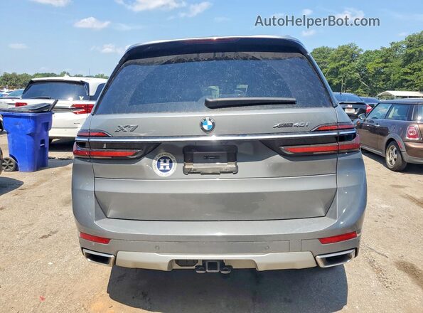 5UX23EM00S9X66931 2025 BMW X7 Gray Vista trasera