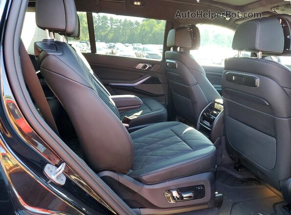 5UX23EM00T9152754 2026 BMW X7 Черный Вид задней части салона