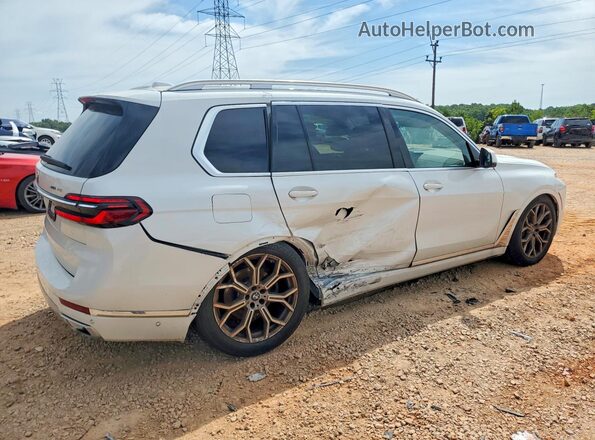 5UX23EM02P9N95347 2023 BMW X7 White Задня права чверть