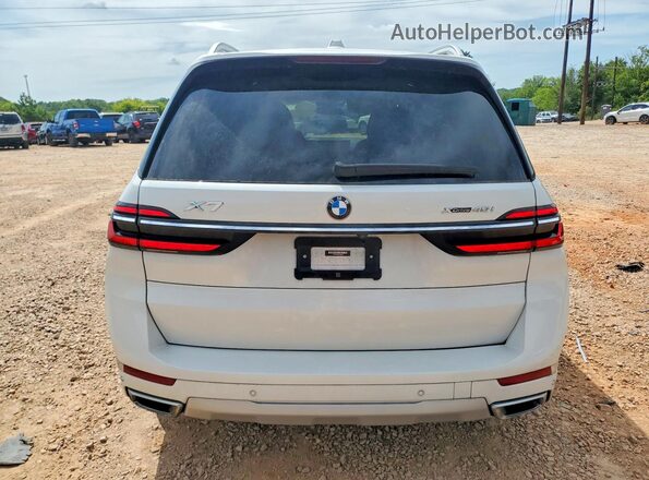 5UX23EM02P9N95347 2023 BMW X7 White Вид ззаду
