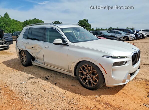 5UX23EM02P9N95347 2023 BMW X7 White Передня права чверть