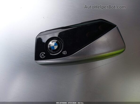 5UX23EM02S9W78303 2025 BMW X7 Black Вид панелі приладів