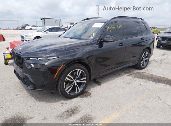 5UX23EM02S9W78303 2025 BMW X7 Black Передня ліва чверть