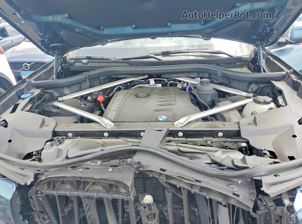 5UX23EM02S9Z31149 2025 BMW X7 Turquoise Вид підкапотного простору