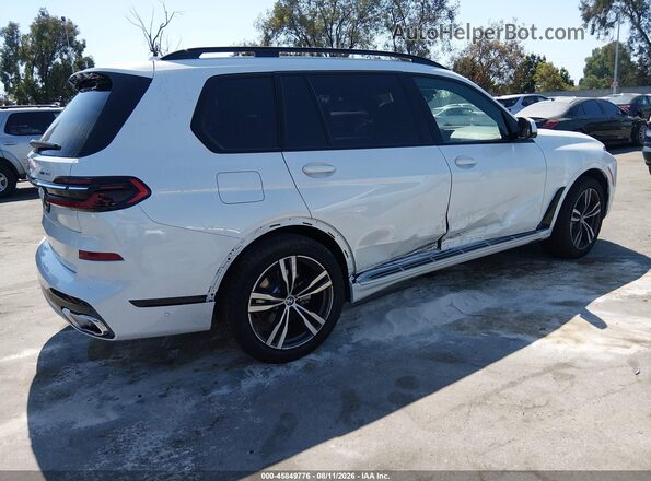 5UX23EM02V9487159 2027 BMW X7 White Tył prawy