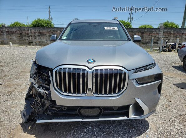 5UX23EM03S9X64946 2025 BMW X7 Silver 360 interior view