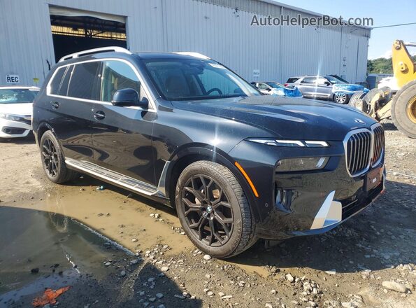 5UX23EM03S9Y33456 2025 BMW X7 Black Przód prawy