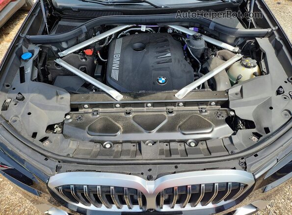 5UX23EM03S9Z99752 2025 BMW X7 Black Շարժիչի բաժամունքի տեսք
