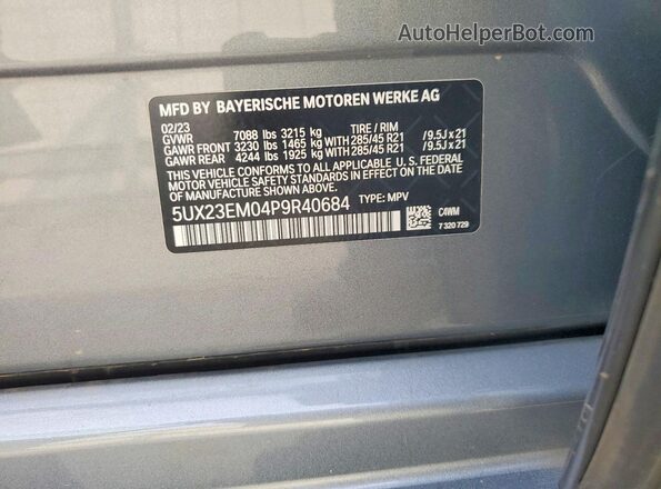5UX23EM04P9R40684 2023 BMW X7 Gray Widok komory silnika