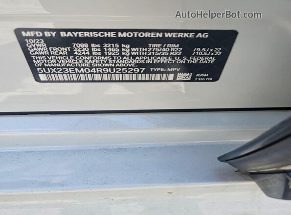 5UX23EM04R9U25297 2024 BMW X7 White VIN կոդի պիտակի տեսք
