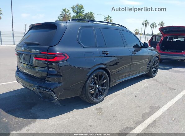 5UX23EM05R9U47888 2024 BMW X7 Black Задня права чверть
