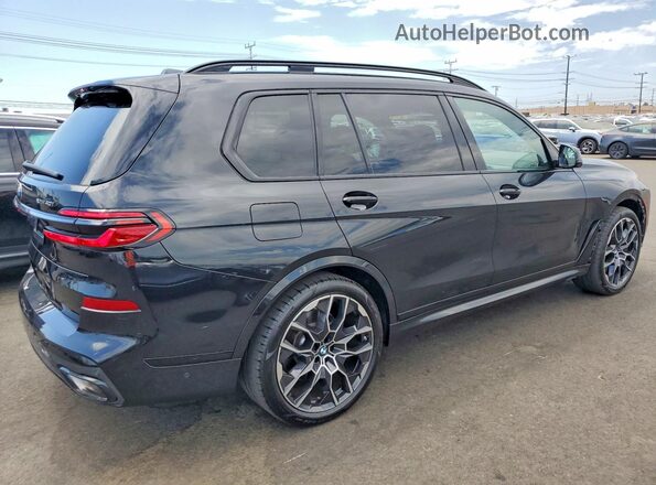5UX23EM05S9W26471 2025 BMW X7 Black Հետևի աջ