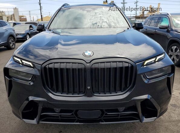 5UX23EM05S9W26471 2025 BMW X7 Black Դիմացի տեսք