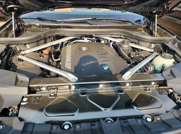 5UX23EM05T9420293 2026 BMW X7 Black Вид задньої частини салону