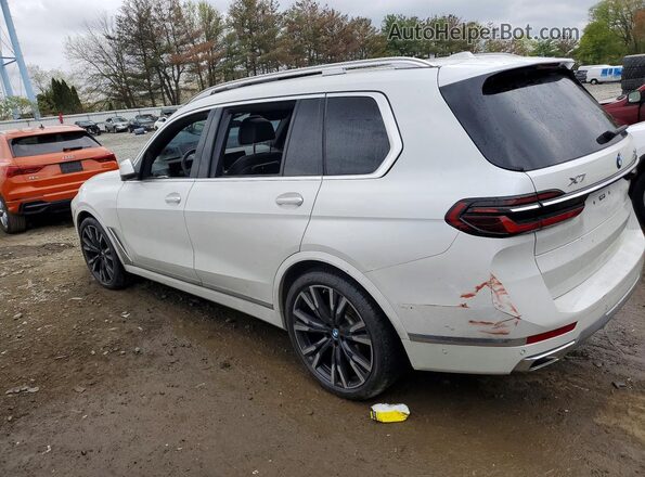 5UX23EM06P9R58099 2023 BMW X7 White Rear left