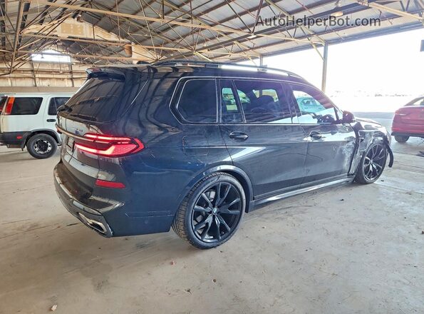 5UX23EM07P9P99996 2023 BMW X7 Black Tył prawy