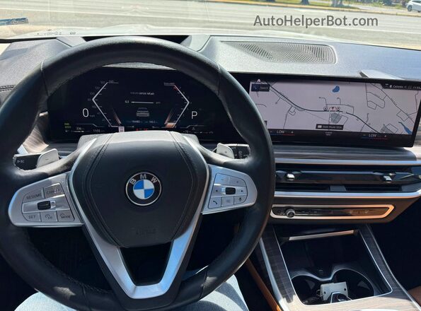 5UX23EM09P9N95412 2023 BMW X7 White 