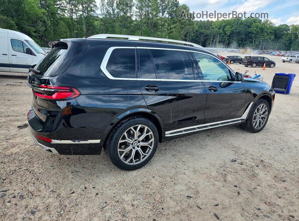 5UX23EM09R9U24274 2024 BMW X7 Black Հետևի աջ