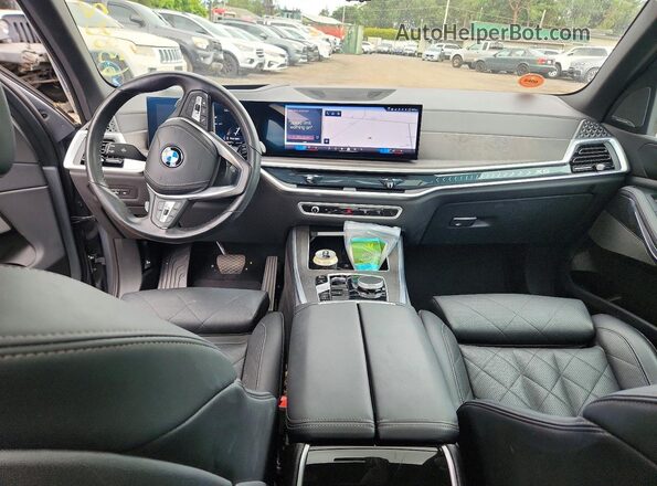 5UX23EU00S9Z59063 2025 BMW X5 Gray Вид панелі приладів