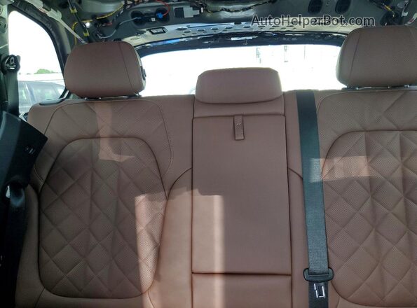 5UX23EU04R9T62542 2024 BMW X5 Gray უკანა სავარძლების ხედი