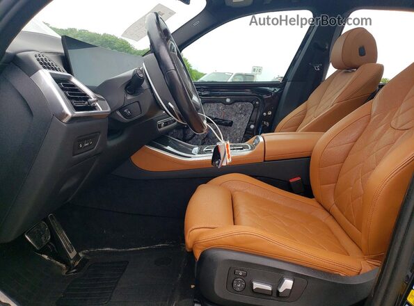 5UX23EU05R9U25616 2024 BMW X5 Black Вид салону спереду