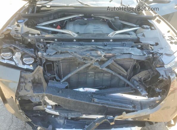 5UX23EU05S9W72060 2025 BMW X5 Green Vista del compartimento del motor