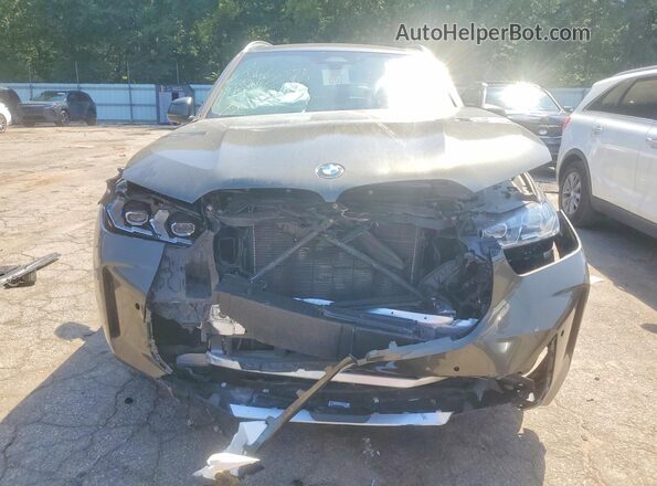 5UX23EU05S9W72060 2025 BMW X5 Green Vista frontal