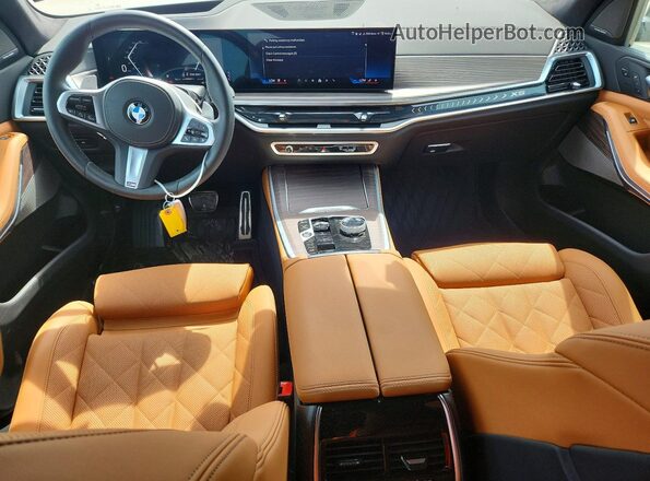 5UX23EU05T9117790 2026 BMW X5 Silver წინა პანელის ხედი