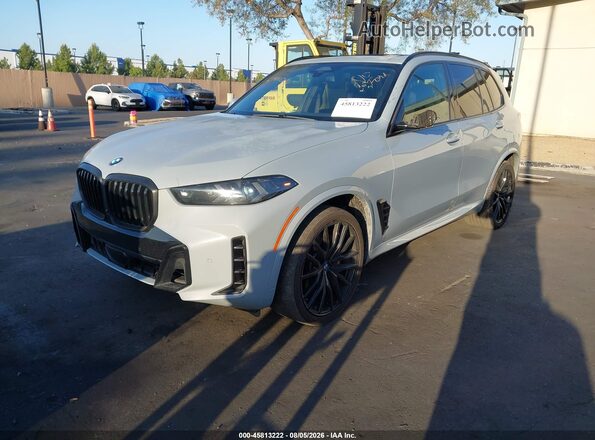5UX23EU07R9U87566 2024 BMW X5 Pewter Առջևի ձախ երեք քառորդ տեսարան