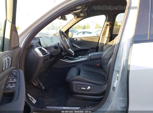 5UX23EU07R9U87566 2024 BMW X5 Pewter Սալոնի դիմացի տեսք