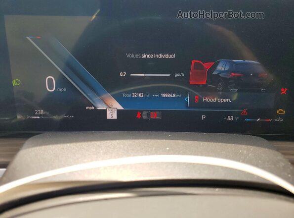5UX23EU07R9W14123 2024 BMW X5 Blue Instrument cluster view
