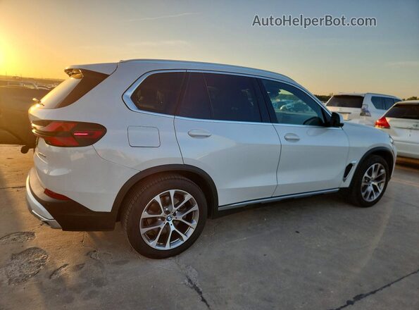 5UX23EU07S9Y99962 2025 BMW X5 White Задня права чверть