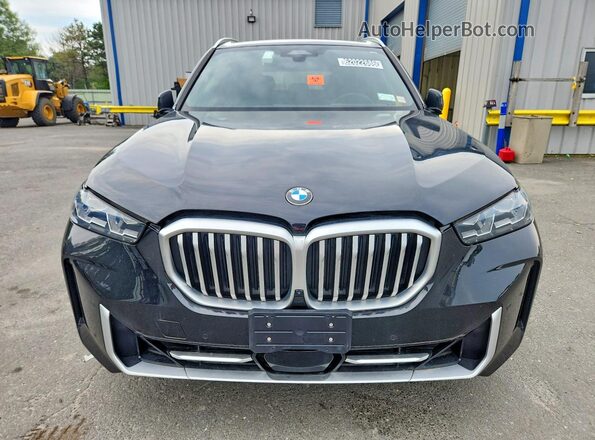 5UX23EU08R9U70419 2024 BMW X5 Charcoal წინა ხედი