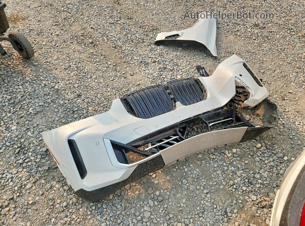 5UX23EU08R9V77518 2024 BMW X5 White Widok naklejki z numerem VIN