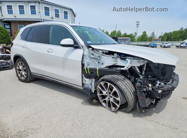 5UX23EU09R9T02353 2024 BMW X5 White Առջևի աջ
