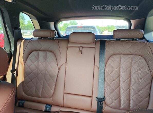 5UX23EU09S9Z50751 2025 BMW X5 Black Widok tylnych siedzeń