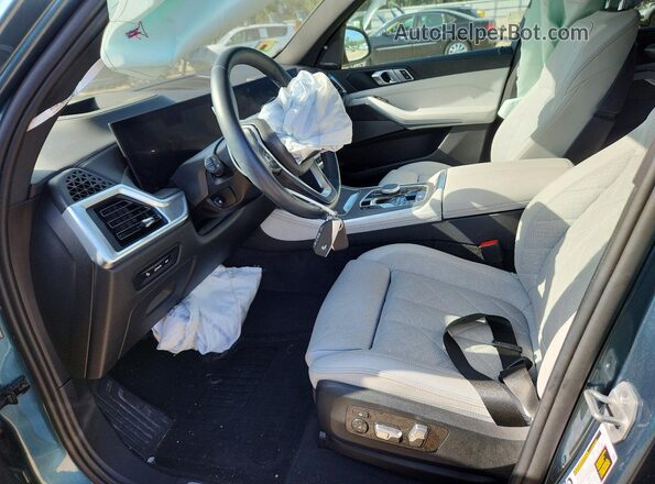 5UX23EU0XR9V47890 2024 BMW X5 Blue Front interior view